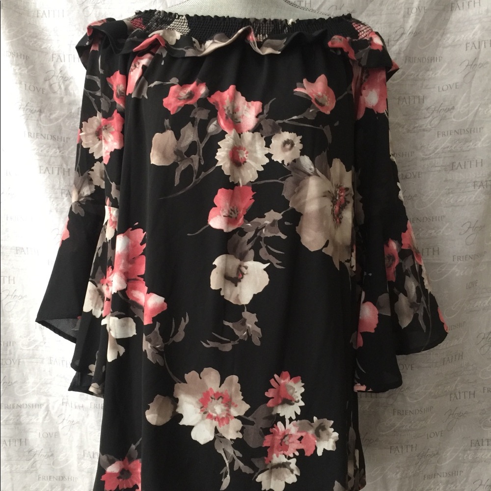 Absolutely adorable mini dress by Alter’d State